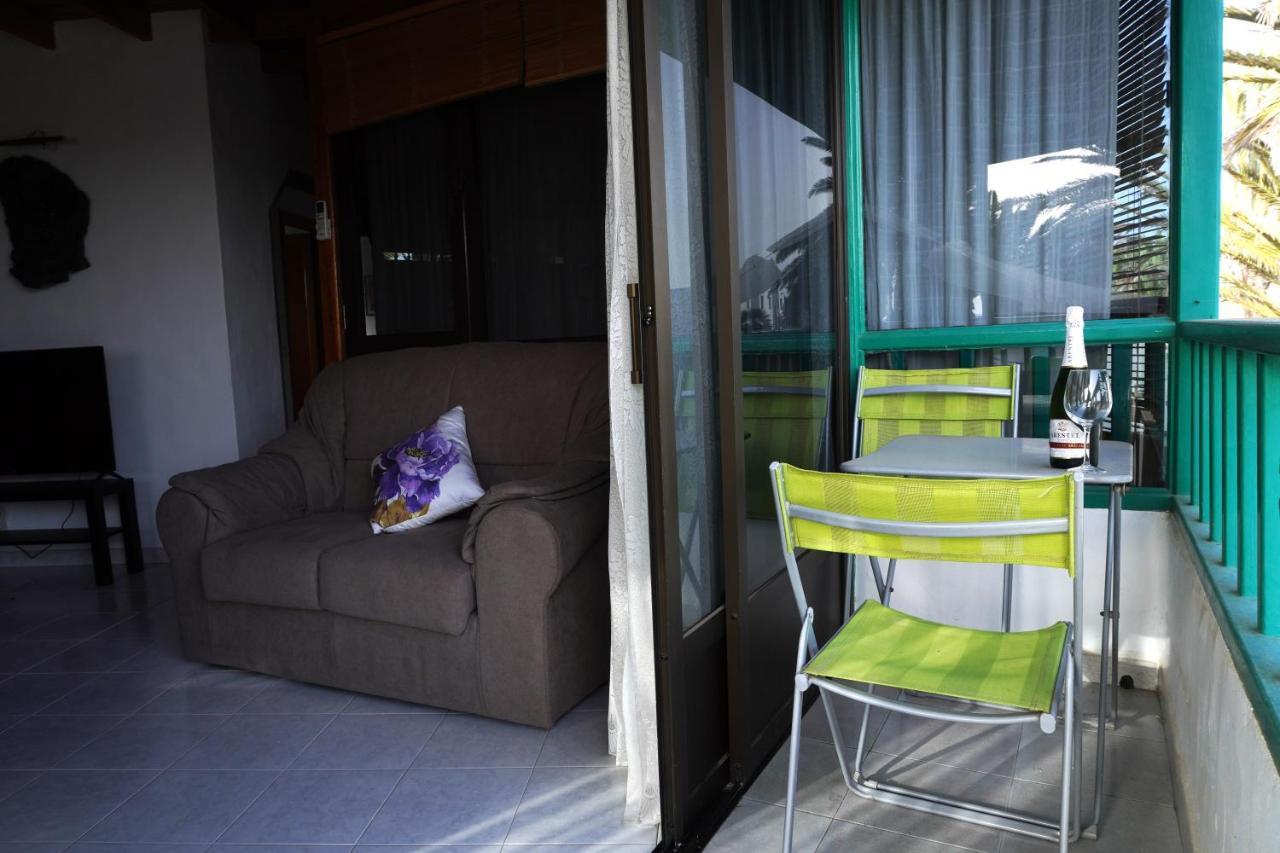 Apartamento Costa, cerca de la playa y comercios. Costa Teguise Exterior foto